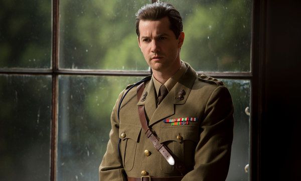 Jim Sturgess en Cerca del enemigo.