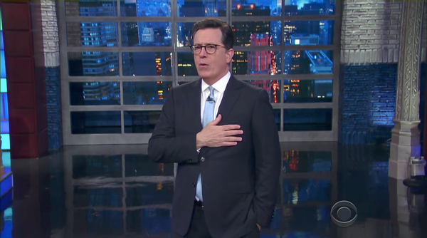 Stephen Colbert reagerte på rapporter om at Sean Spicer leter etter sin egen erstatter.