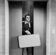 U emisiji Bill Dana, koja se emitirala na NBC-u od 1963. do 1965., g. Dana je glumio Joséa Jiméneza kao nespretnog hotelskog kornera.