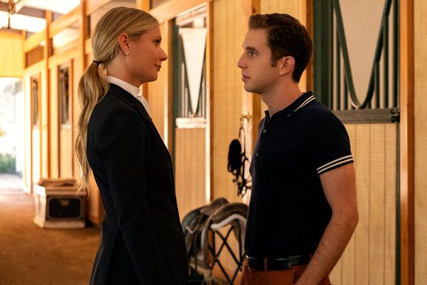 Gwyneth Paltrow och Ben Platt i The Politician.