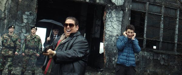 Jonah Hill, links, und Miles Teller in War Dogs.