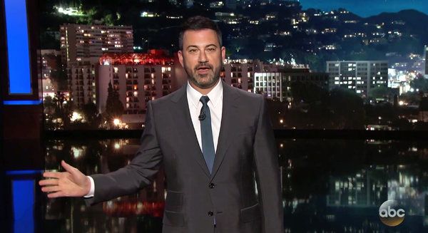 Jimmy Kimmel encorajou seu público a ajudar Stephanie Clifford - conhecida como Stormy Daniels em seus filmes - a sair de um acordo de sigilo com o presidente Trump.