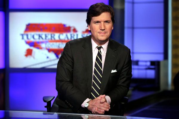 Tucker Carlson de Tucker Carlson Tonight, que se mudó a las 8 p.m. franja horaria en el Fox News Channel.