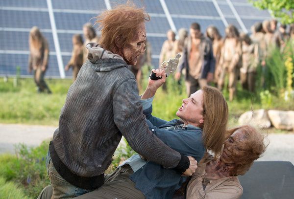 Tovah Feldshuh i The Walking Dead.
