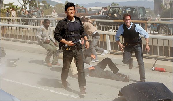 John Cho, vänster, och Joseph Fiennes spelar F.B.I. agenter i premiäravsnittet av ABC:s nya mysteriedrama 