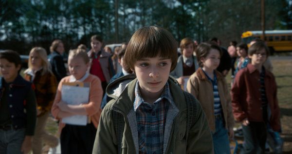 Noah Schnapp în rolul lui Will Byers în Stranger Things 2 de la Netflix.