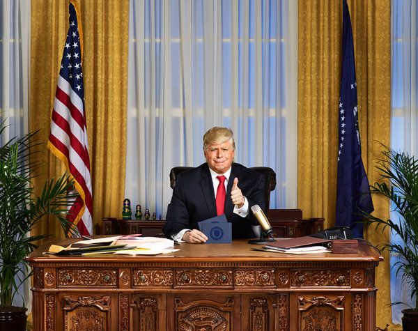 Comedy Central va începe o nouă serie săptămânală de noapte, The President Show, găzduită de Anthony Atamanuik în rolul lui Donald J. Trump.