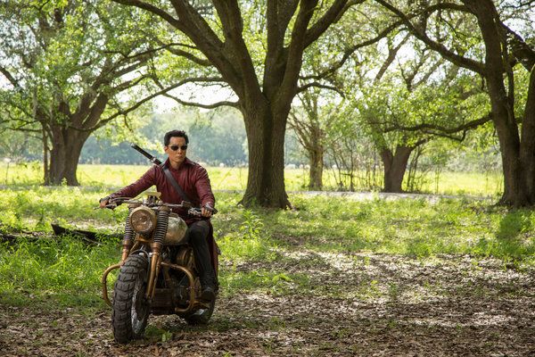 Daniel Wu, Pazar gecesi başlayan bu AMC dizisinde fütürist bir Amerika