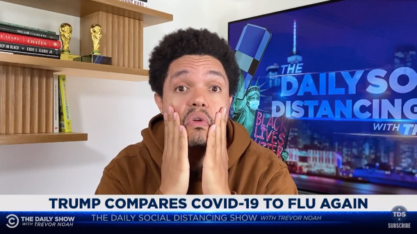 Du skulle tro at Trump et eller annet sted på den reisen ville plukke opp en bitte liten bit av kunnskap. Men, hei, kanskje han er immun mot det også, spøkte Trevor Noah tirsdag om presidentens infeksjon med koronaviruset.