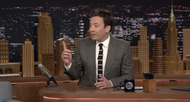 Jimmy Fallon นำเสนอเกมปาร์ตี้ใหม่ ความจริงสองประการและข้อเท็จจริงทางเลือก ในรายการ The Tonight Show ในวันพุธ