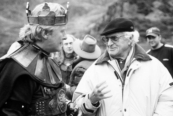 Robert Halmi Sr., con Rutger Hauer sul set di
