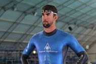 Michael Phelps in Phelps vs. Shark: Great Gold vs. Great White, auf Discovery.
