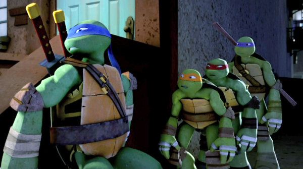 As novas Tartarugas Ninja, um pouco mais modernas, rastejando em uma esquina na Nickelodeon.