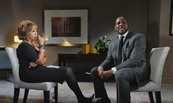 R&B pjevač R. Kelly odgovorio je na dugogodišnje optužbe za seksualno zlostavljanje u intervjuu s Gayle King na CBS-u.