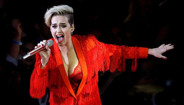 Η Katy Perry εμφανίζει στην Καλιφόρνια τον Μάρτιο.