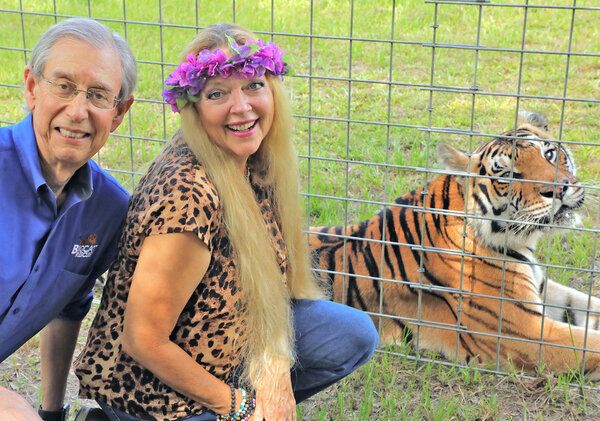 รายการใหม่จะนำแสดงโดย Carole Baskin และ Howard Baskin สามีของเธอจาก Big Cat Rescue ในเมืองแทมปา รัฐฟลอริดา