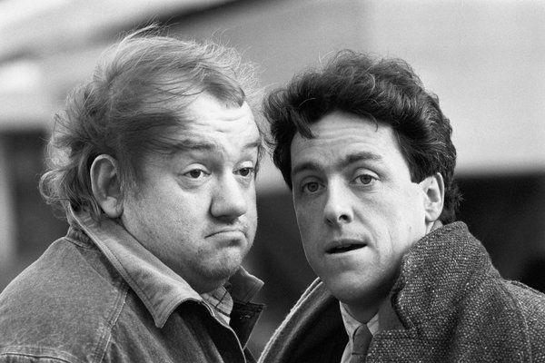 Britanski komičari Mel Smith, lijevo, i Griff Rhys Jones.