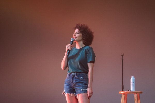 Ilana Glazer v filmu Ilana Glazer: Planet gori.