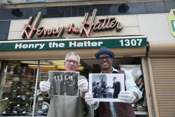 Thomas Allen Harris, rechts, mit Paul Wasserman, in der Detroit-Folge von Family Pictures USA