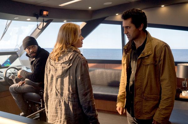 Von links: Colman Domingo, Kim Dickens und Cliff Curtis in der zweiten Staffel von Fear the Walking Dead.