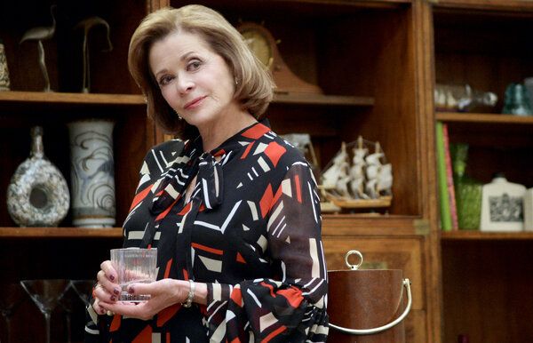 Als Lucille Bluth over Arrested Development kon Jessica Walter in één oogopslag een heel wereldbeeld overbrengen.