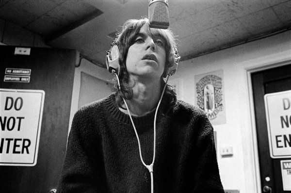 Iggy Pop în 1969 la Hit Factory, un studio de înregistrări din New York City.