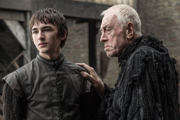 Isaac Hempstead-Wright, links, en Max von Sydow in Game of Thrones.