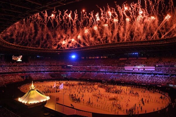 Voor NBC betekende het live bijwonen van de openingsceremonie van de Tokyo Games een lastige evenwichtsoefening voor een evenement dat het netwerk gewend is als een duur feest.
