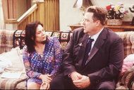 Roseanne Barr i John Goodman u Roseanne.