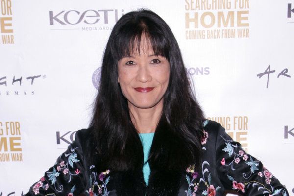 Suzanne Whang ในการฉายภาพยนตร์เรื่อง Searching for Home: Coming Back From War ในปี 2015