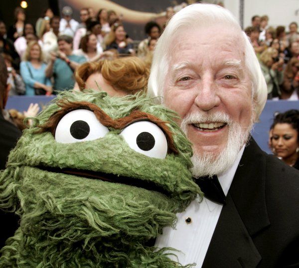Caroll Spinney, de poppenspeler die de stemmen voor Big Bird en Oscar the Grouch verzorgde, kondigde deze week zijn afscheid aan.