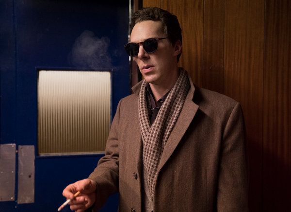 ベネディクト・カンバーバッチは、エドワード・セント・オービンの小説を原作にした、パトリック・メルローズの問題を抱えた魅力的なタイトルキャラクターとして主演しています。