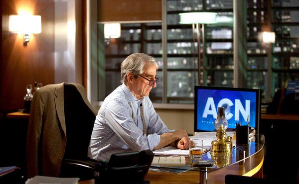 Sam Waterston The Newsroomi uudisteosakonna presidendina, Aaron Sorkini cri de coeur Ameerika ebatsivilisatsioonis digitaalajastul. Hooaja finaal on pühapäeval.
