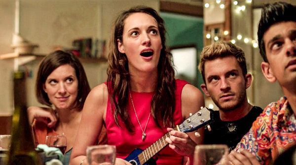 왼쪽부터 Louise Ford, Phoebe Waller-Bridge, Jonathan Bailey, Amit Shah in Crashing.