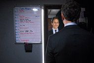 Seth Meyers momentos antes de subir ao palco para Late Night na NBC.