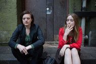 Елизабет Мос и Алис Енглерт в Top of the Lake: China Girl.