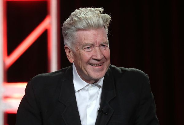 David Lynch hablando ante la Asociación de Críticos de Televisión.