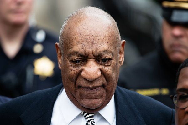 Bill Cosby después de una audiencia en Norristown, Pensilvania.