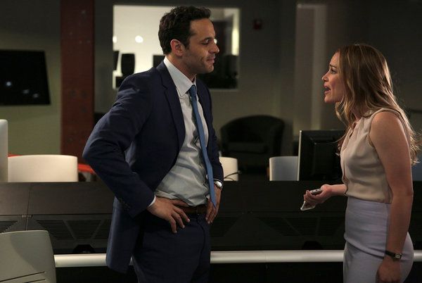 Daniel Sunjata en Piper Perabo in het journalistiek-juridische drama Notorious.