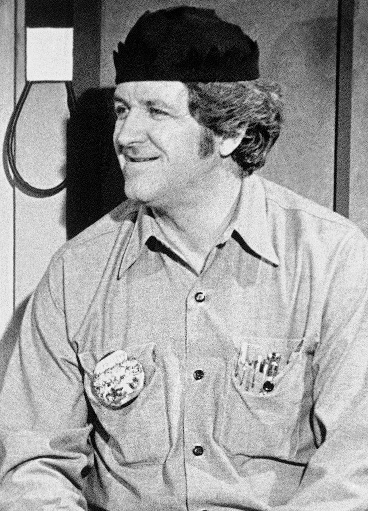 1985 yılında George Lindsey.