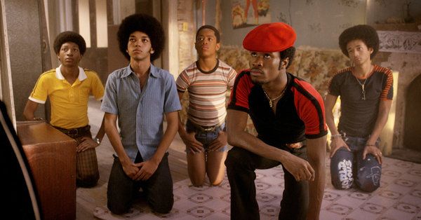 En scen från The Get Down. Från vänster, Skylan Brooks, Justice Smith, Tremaine Brown Jr., Shameik Moore och Jaden Smith.