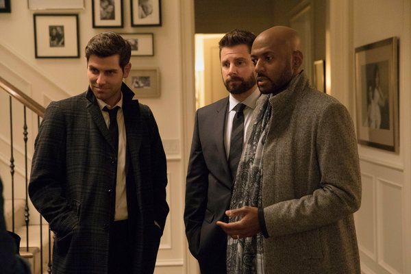 Slijeva: David Giuntoli, James Roday i Romany Malco prijatelji su koji se nose s gubitkom.